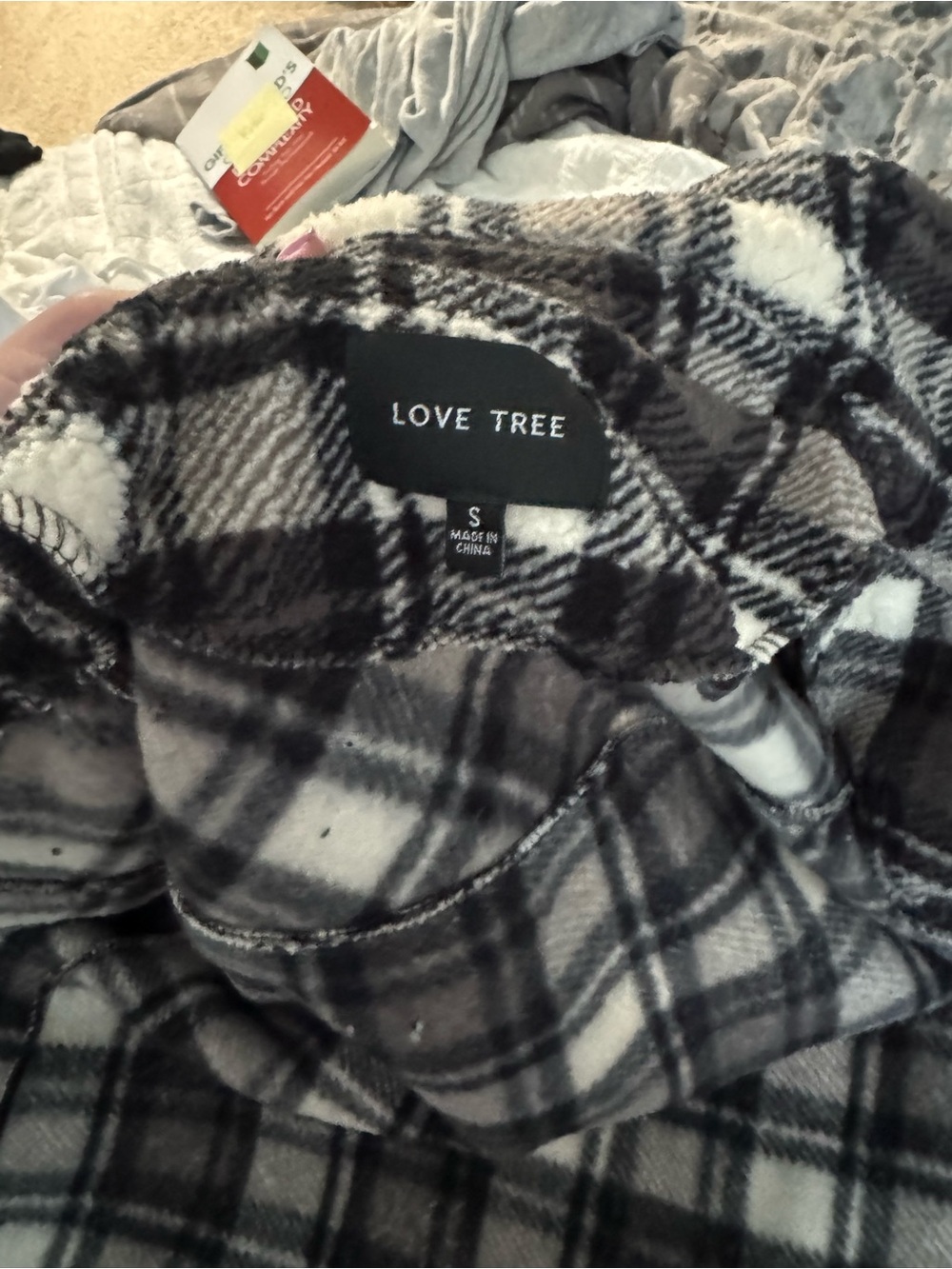 Love Tree Button Up - Picture 3 of 4